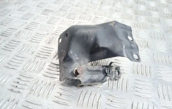 Mercedes-Benz E W211 Other engine bay part