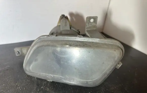Volvo V70 Front fog light 8693347