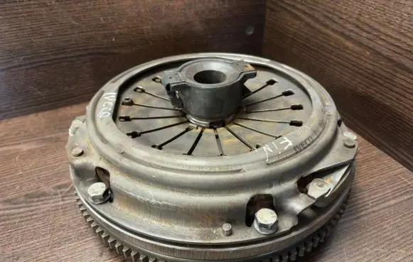 Iveco Daily 4th gen Clutch set kit 504122594 504320431