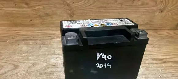 Volvo V40 Car battery 31296300