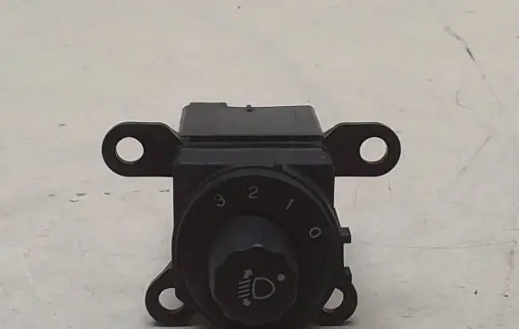 Honda Civic Headlight level height control switch M304211