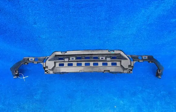 BMW 2 G42 Rear bumper mounting bracket 8098245