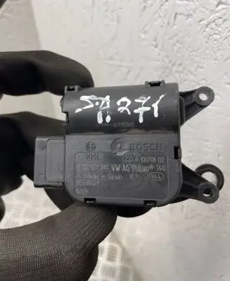Seat Altea XL Air flap motor/actuator 0132801341 983386GF