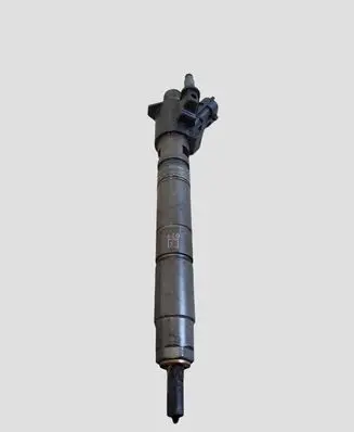 Volvo V70 Fuel injector 31272690 0445116016