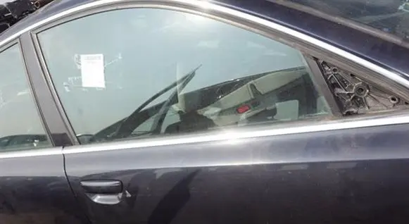Audi A8 S8 D3 4E Front door LZ5D