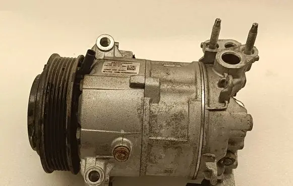 Chrysler Pacifica Air conditioning (A/C) compressor (pump) 68225206AD 461776 330690268084939