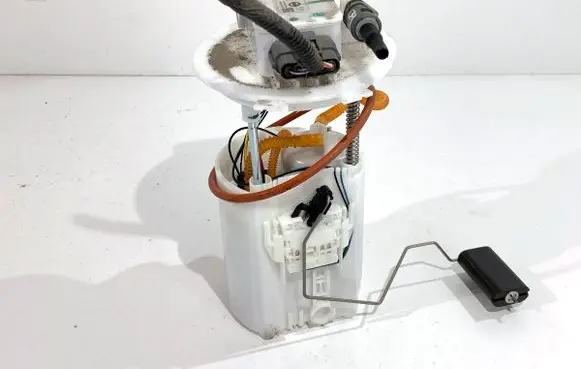 Nissan Qashqai J12 In-tank fuel pump 170406UA0A