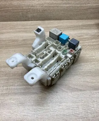 Toyota Prius (XW20) Fuse module 3G180005 306010152