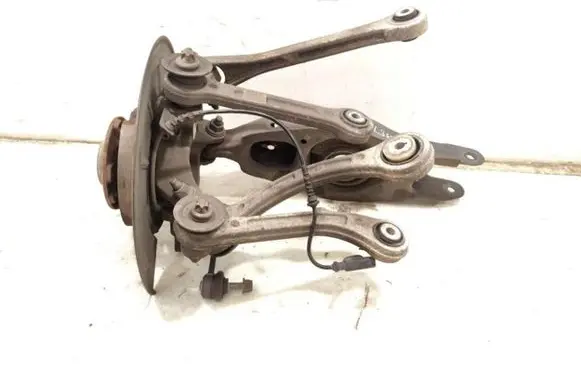 Maserati Quattroporte Rear wheel hub spindle/knuckle 670006804