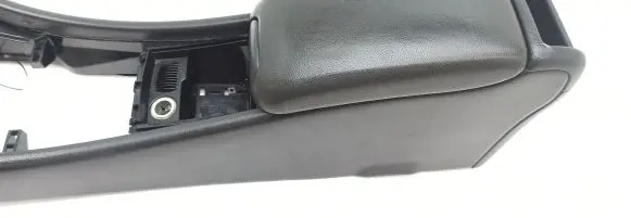 Mercedes-Benz C W203 Armrest E0376110