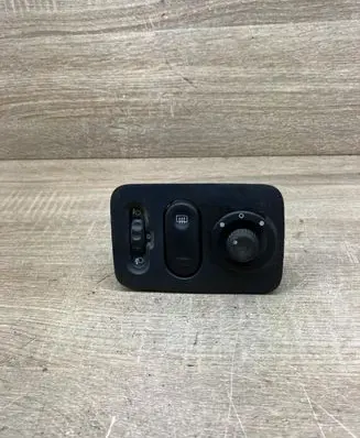 Renault Clio II Headlight level height control switch 8200060042
