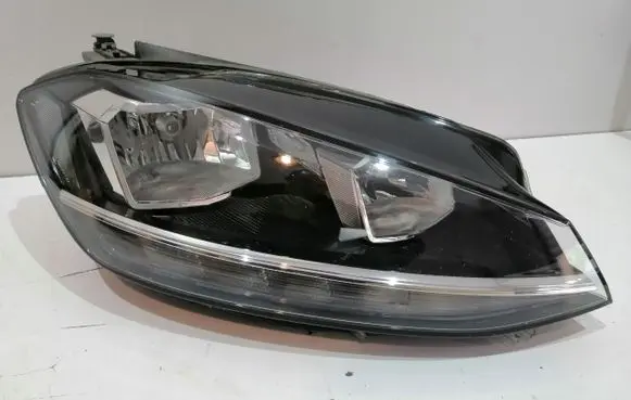 Volkswagen Golf VII Headlight/headlamp