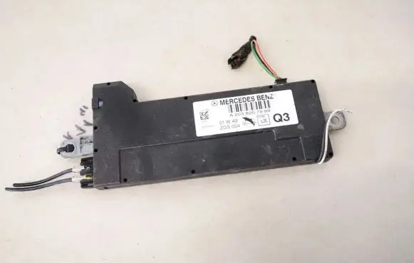 Mercedes-Benz C W203 Antenna control unit a2038207989
