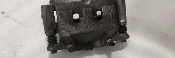 Infiniti QX50 (J50) Front brake caliper 4544