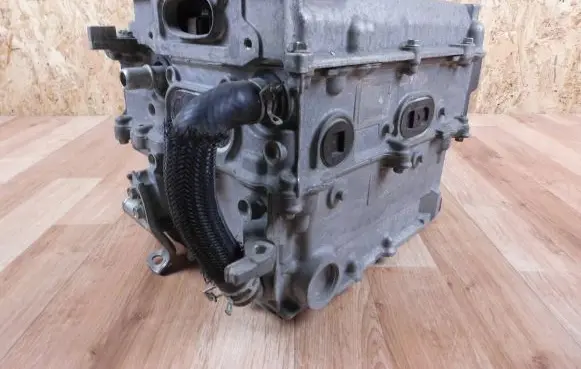 Lexus GS 250 350 300H 450H Voltage converter inverter G920030080 1817320121 G927030040