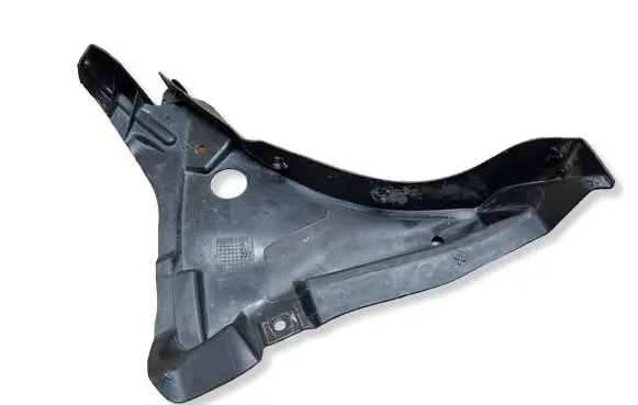 Mercedes-Benz C W205 Front mudguard 1110502XX