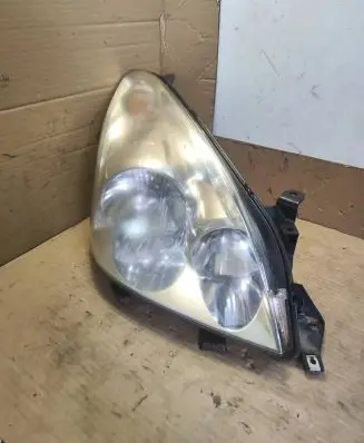 Toyota Corolla Verso E121 Headlight/headlamp 3124R