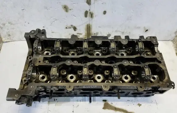 Mercedes-Benz E C207 W207 Engine head 6510180201