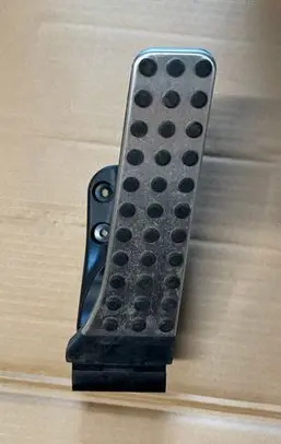 Mercedes-Benz C W205 Accelerator throttle pedal A2053000104