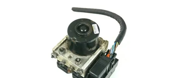 Ford Fiesta ABS Pump 4S61-2M110-CC D461