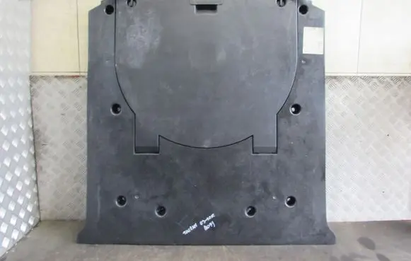 Volkswagen Touran I Trunk/boot floor carpet liner 1T0863546