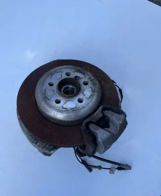 BMW 5 G30 G31 Rear wheel hub 621654