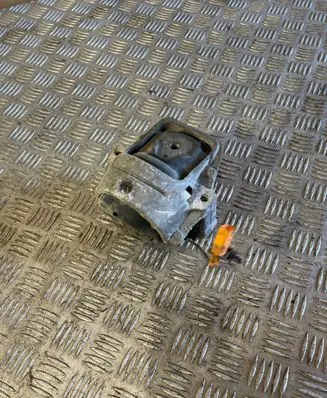 Audi A4 S4 B8 8K Engine mount bracket 8K0199381