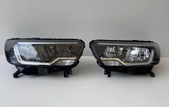Renault Kangoo III Headlight/headlamp 260100108R