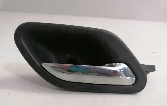 BMW 5 E39 Rear door interior handle 8226050