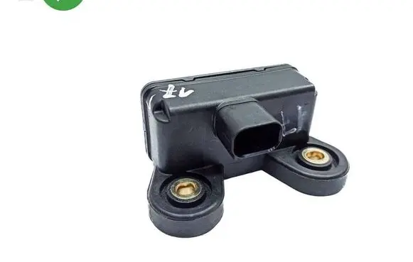 Mercedes-Benz SLK R171 ESP acceleration yaw rate sensor A0055422118 GJ77M05Q55 FD07M12