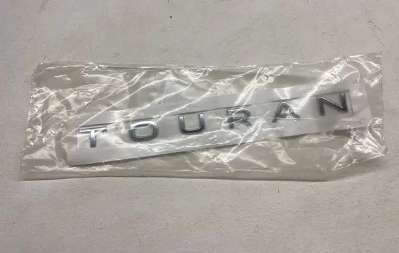 Volkswagen Touran III Manufacturers badge/model letters 5TA853687 LS210122 20221026