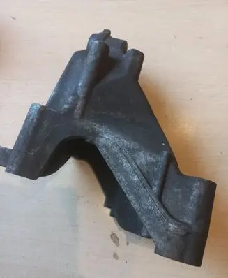 Volkswagen Crafter Engine mounting bracket 03L199307A