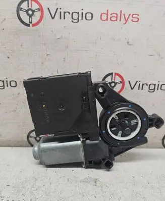 Volkswagen Golf V Front door window regulator motor 1K0959793J 05075710 10300307020441