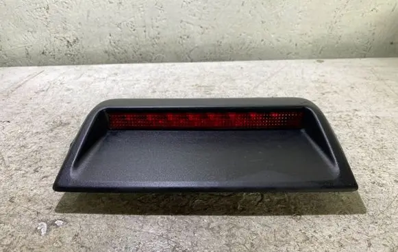 Lexus IS 220D-250-350 Third/center stoplight 27878420