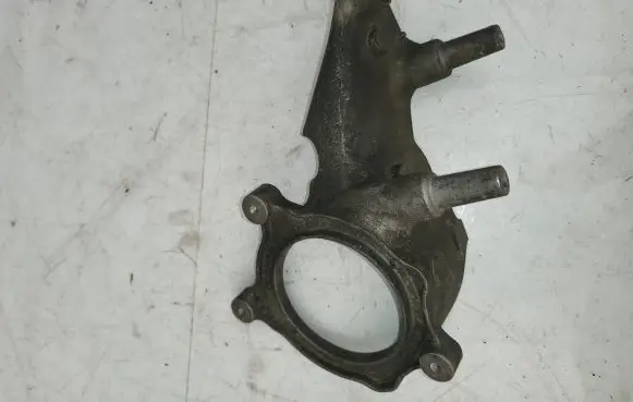 Porsche Cayenne (9PA) Engine mounting bracket