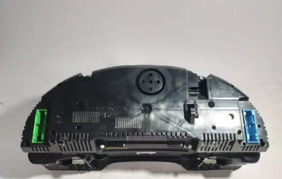 Audi A4 S4 B7 8E 8H Speedometer (instrument cluster) 8E0920932K 0263626226 7013000507