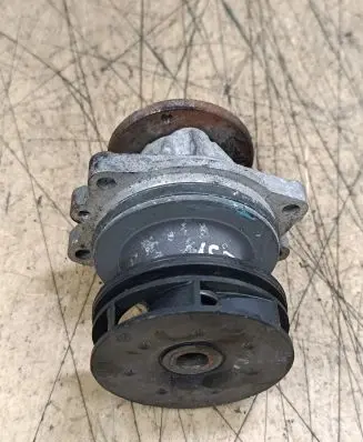 BMW 5 E39 Water pump F20849710 F208497 20849710