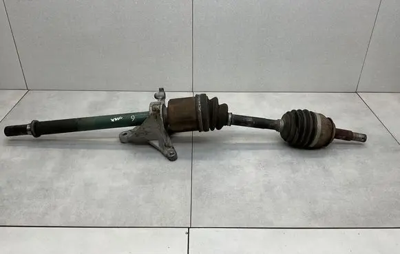 Nissan X-Trail T32 Front driveshaft