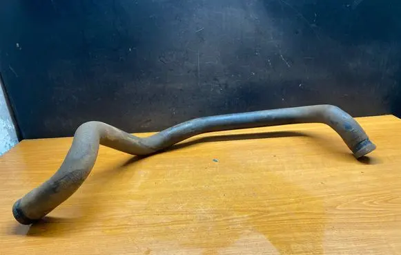 Volvo S40, V40 Engine coolant pipe/hose 30864032A