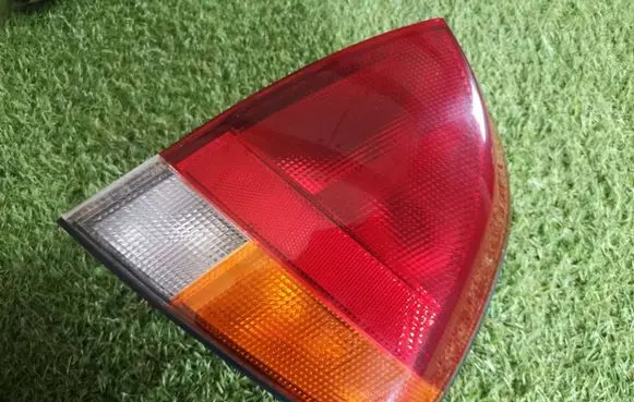 Mitsubishi Carisma Rear/tail lights