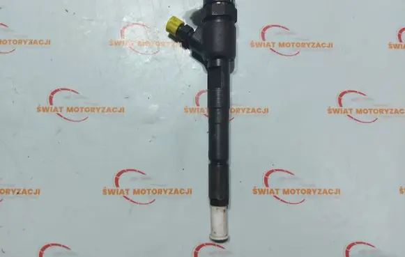 Opel Corsa D Fuel injector 0445110326