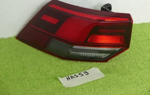 Volkswagen Golf VIII Rear/tail lights 5H0945095C