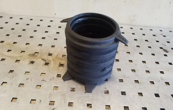 Mercedes-Benz ML W163 Air intake hose/pipe
