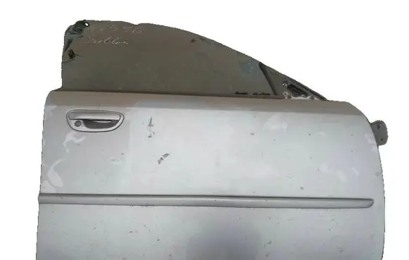 Subaru Legacy Front door pilkos