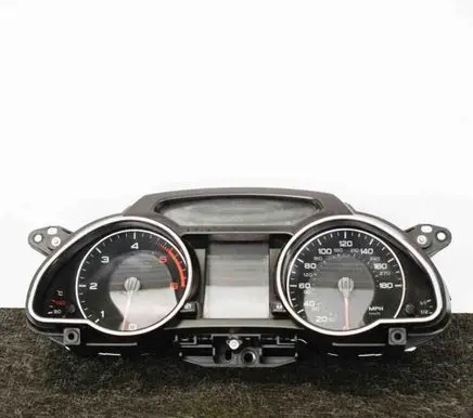 Audi A5 8T 8F Speedometer (instrument cluster) 8T0920981K