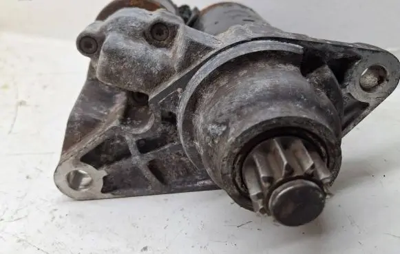 Seat Ibiza III (6L) Starter motor 0001120400