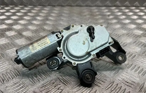 Audi A6 S6 C5 4B Rear window wiper motor 8L0955711B