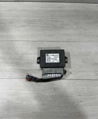 BMW 5 F10 F11 Hand brake control module 32620247 6850846 23122010