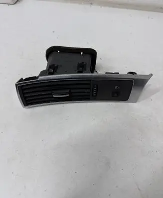 Audi A6 S6 C6 4F Dashboard side air vent grill/cover trim 4F1820901