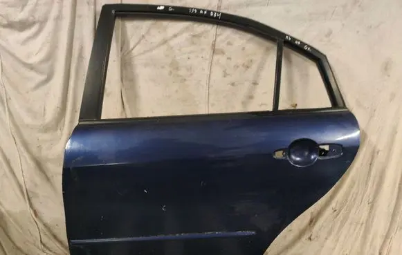 Mazda 6 Rear door